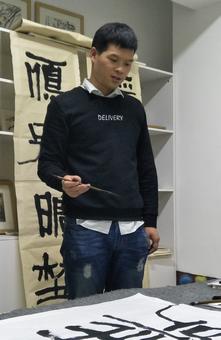  王伟