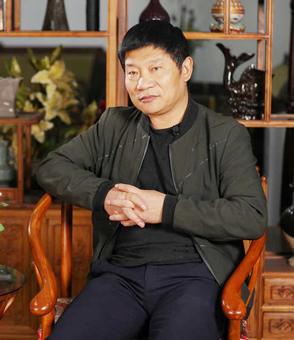 王立新